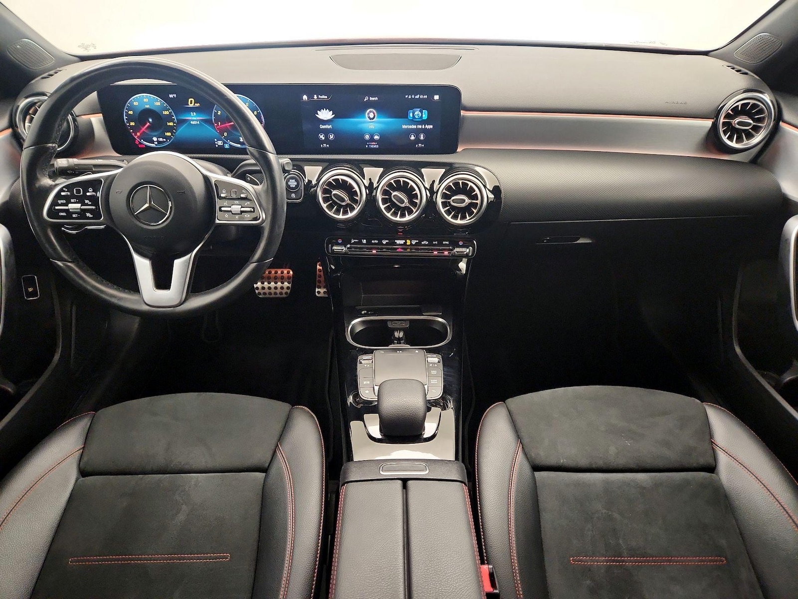 Apple CarPlay® & Android Auto™