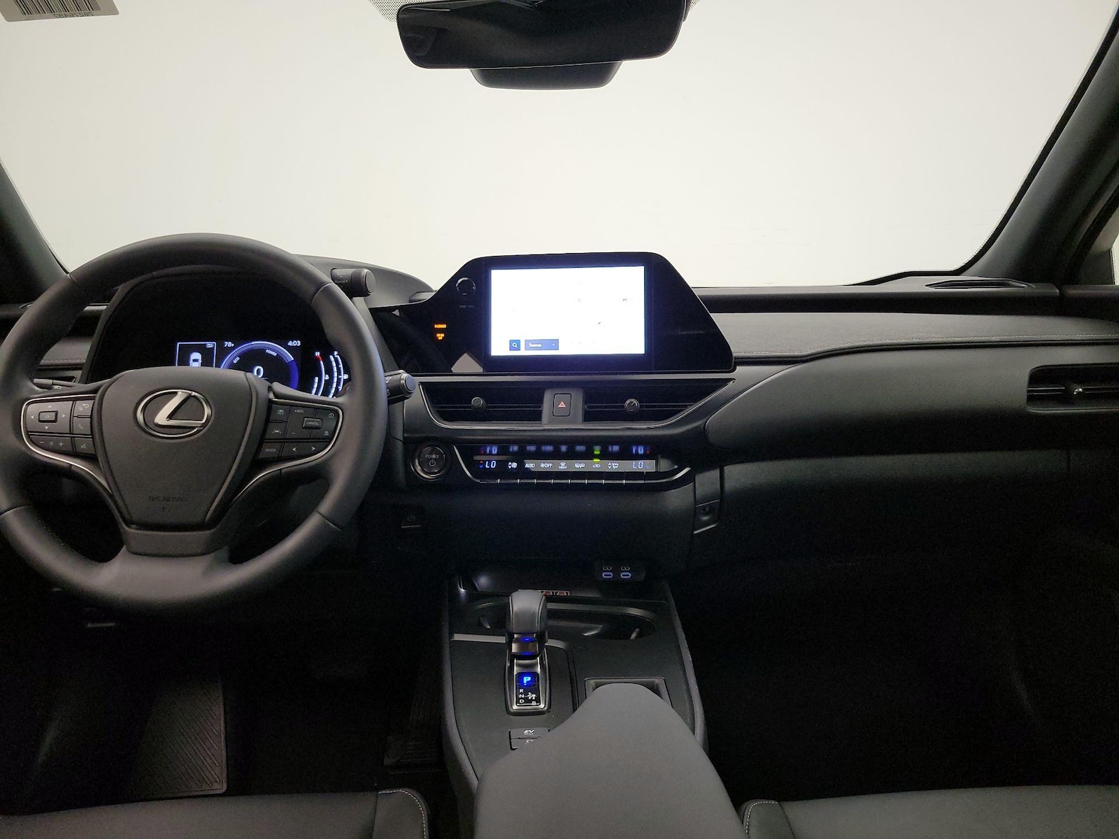 2025 Lexus UX Hybrid 300h - Photo 10