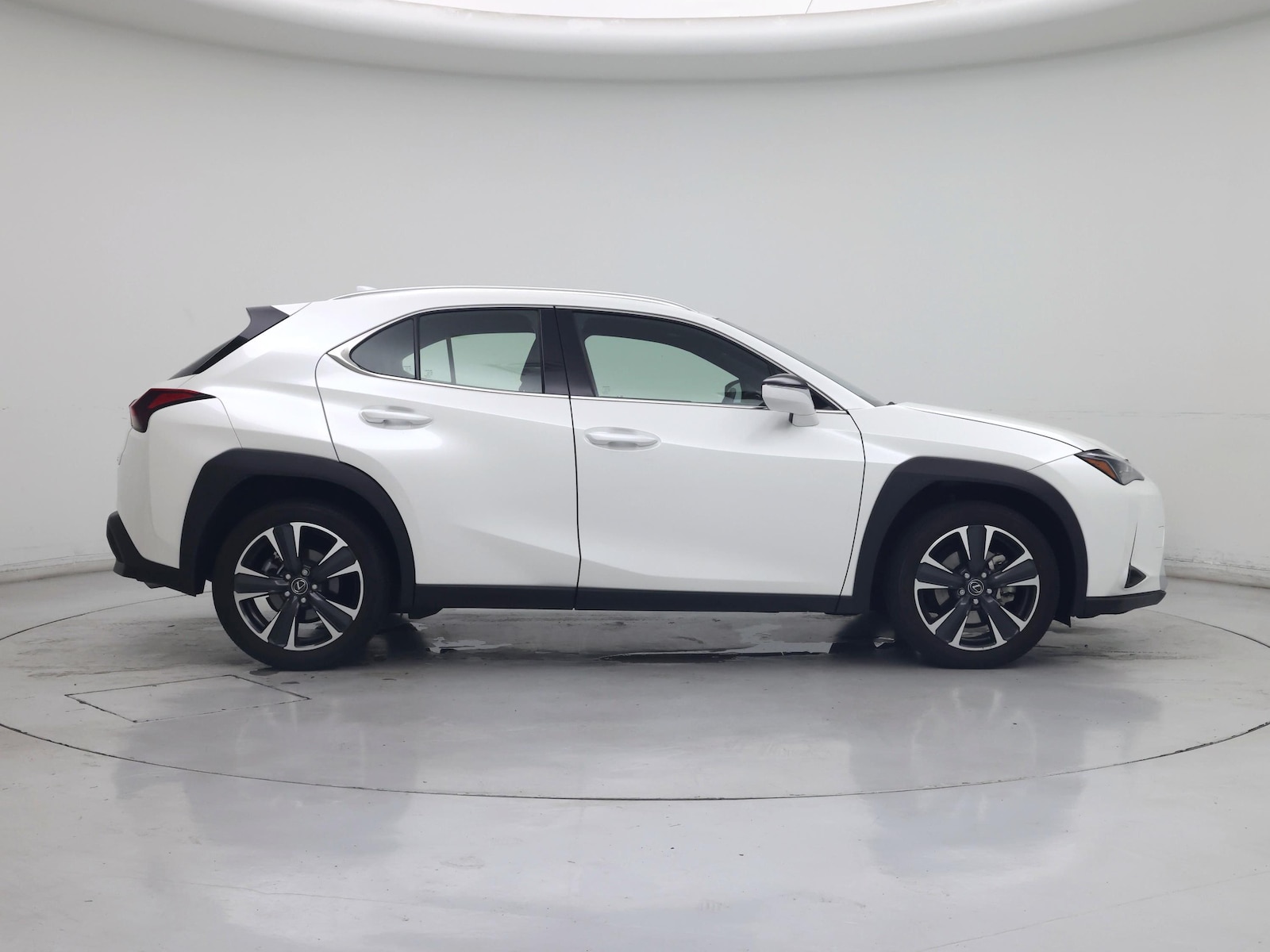 2025 Lexus UX Hybrid 300h - Photo 8