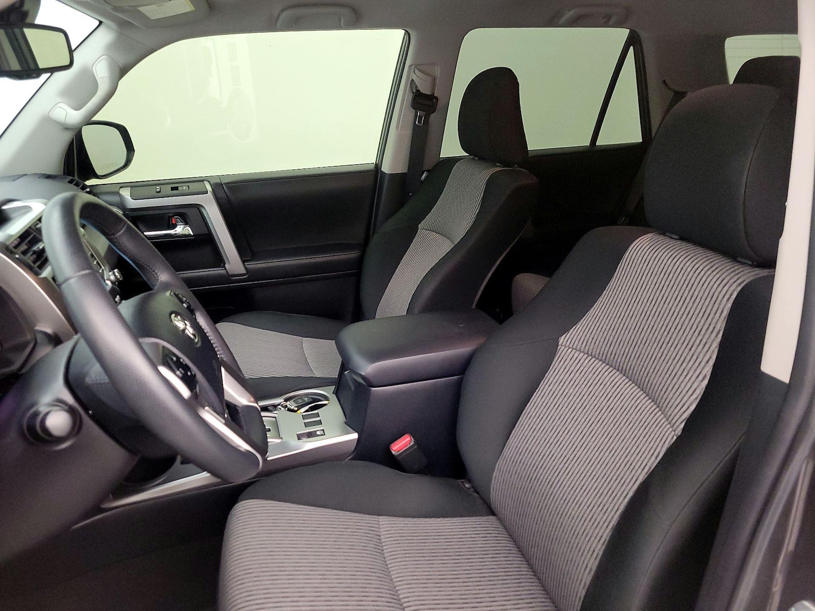 Power Seat(s) & Side Airbags