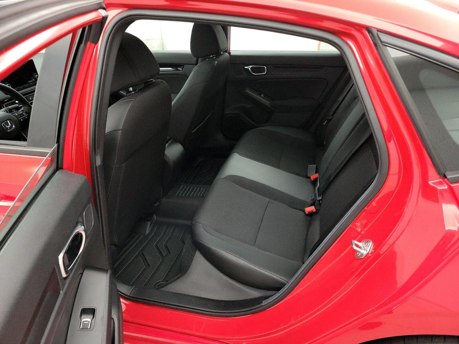2025 Honda Civic Sport - Photo 21