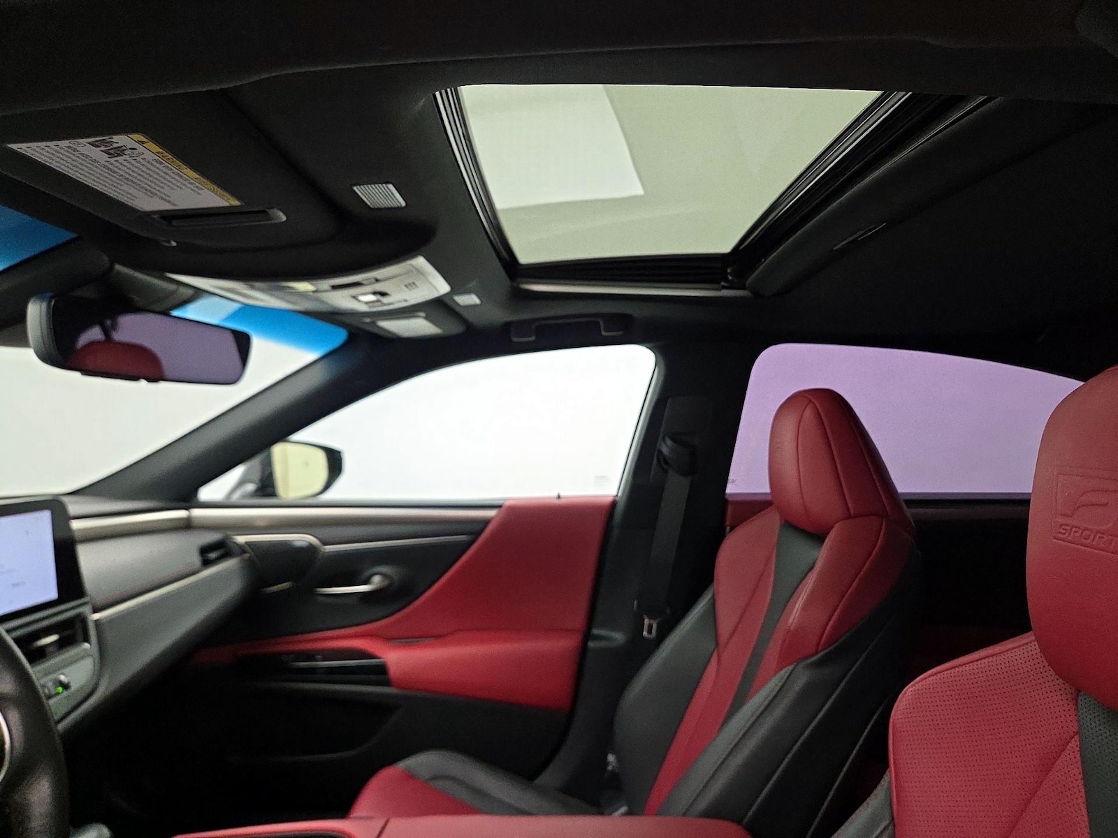Sunroof(s) & Overhead Airbags
