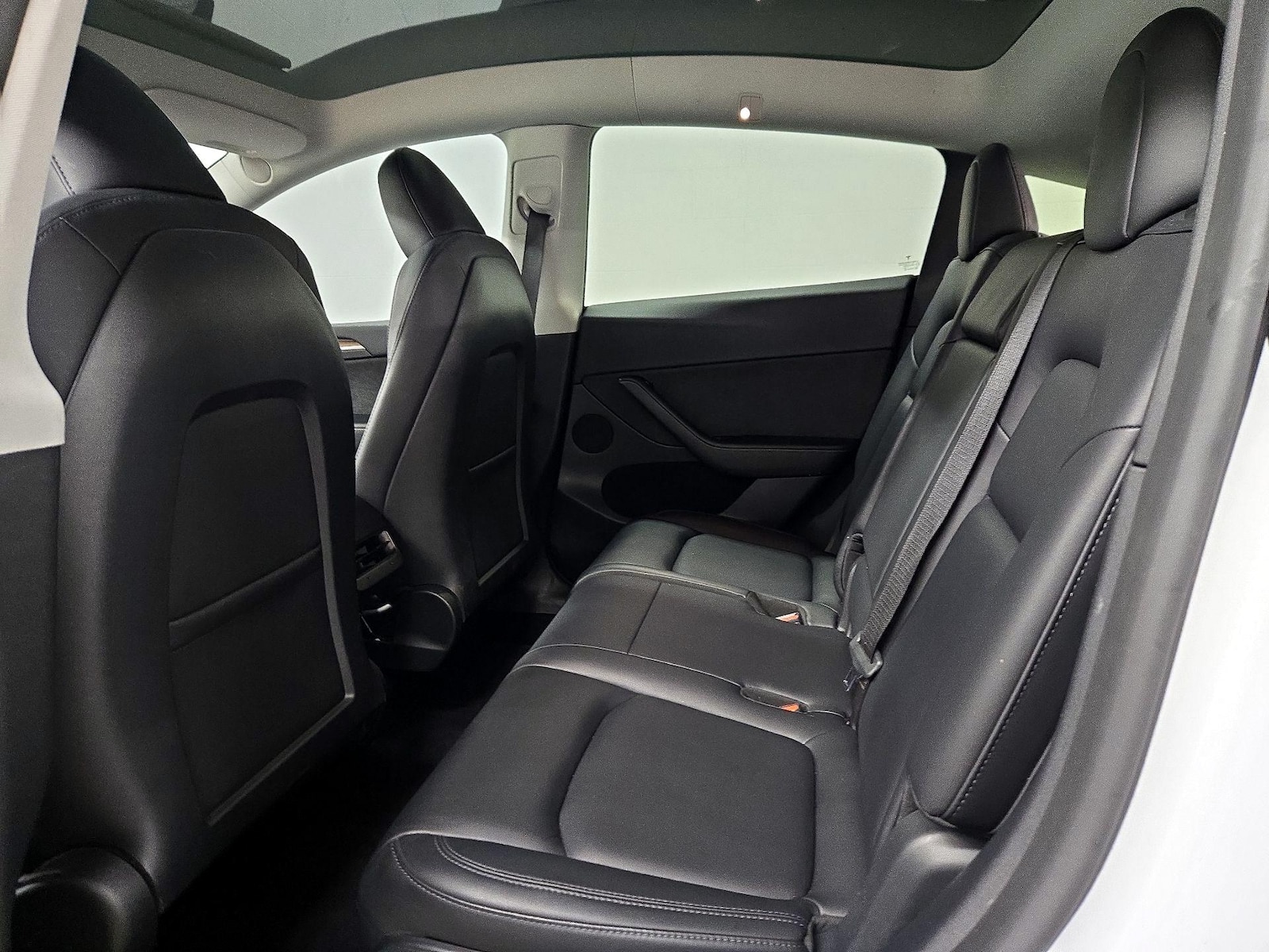 2023 Tesla Model Y Long Range - Photo 21