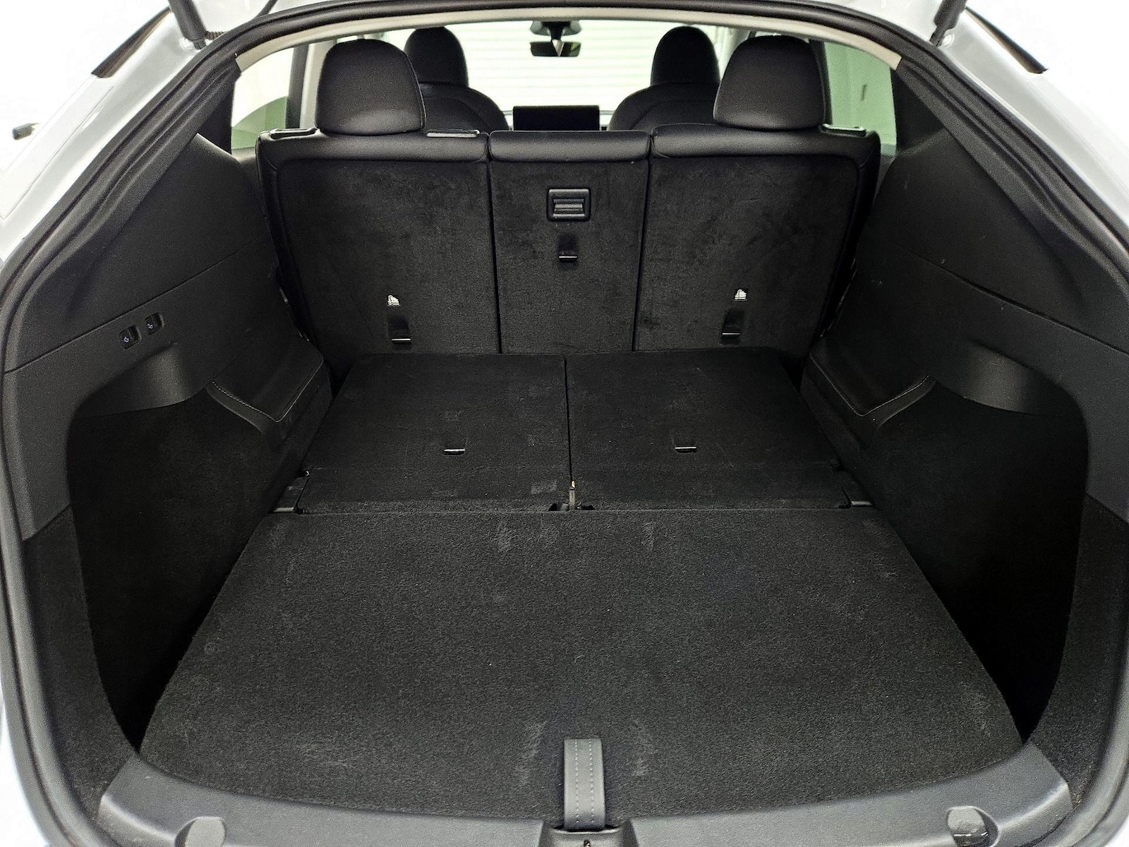 2023 Tesla Model Y Long Range - Photo 24