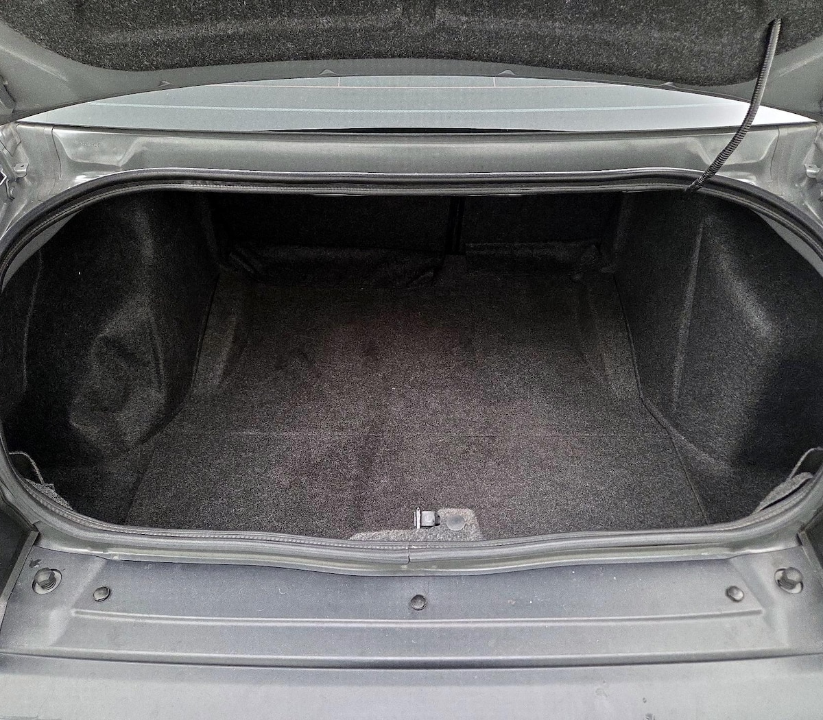 Trunk/Cargo (Seats Up)