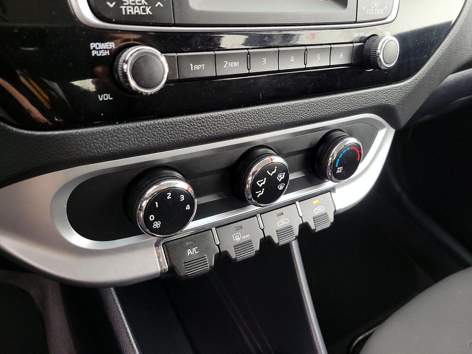 2017 Kia Rio LX - Photo 16