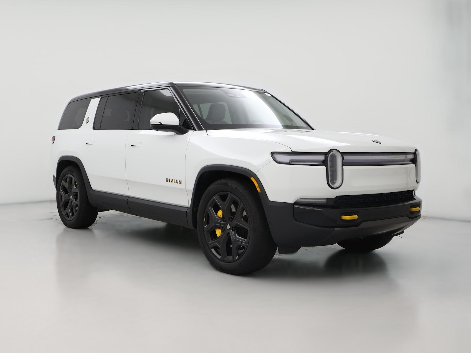 2025 Rivian R1S