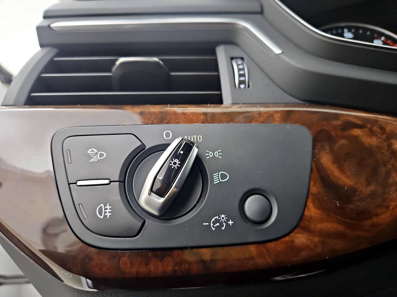 2017 Audi A4 Premium - Photo 14