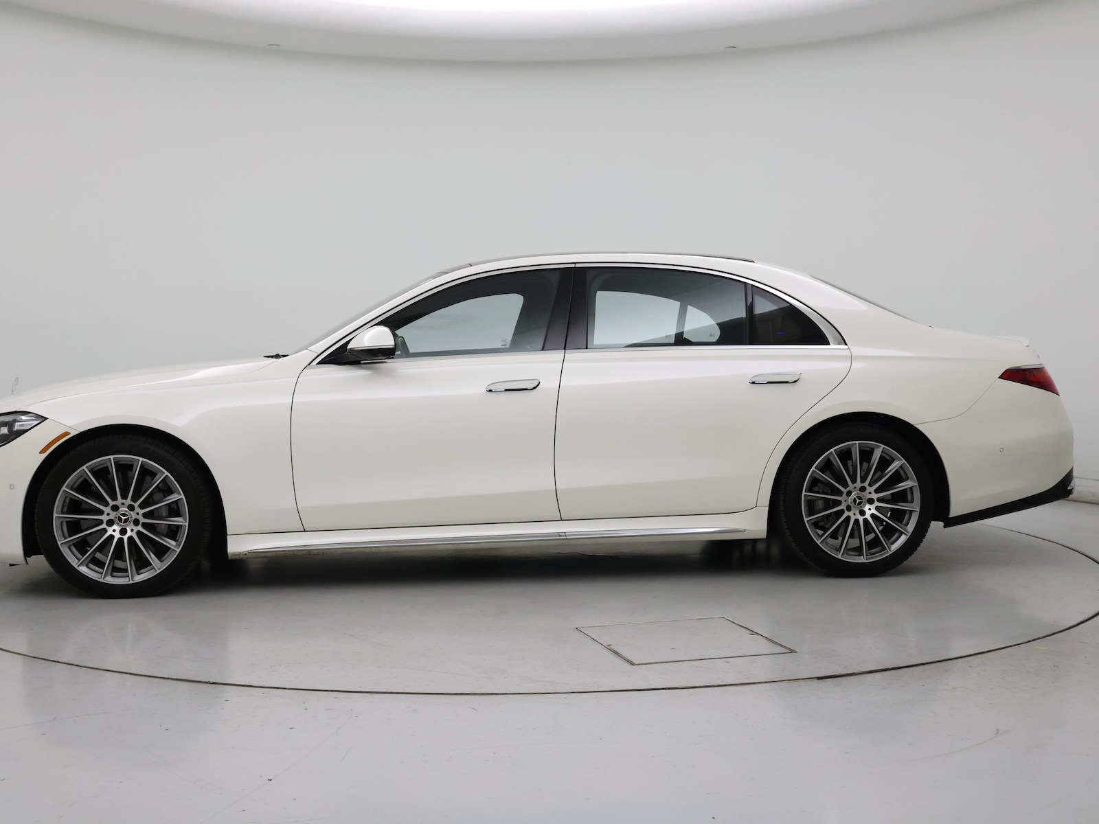 2022 Mercedes-Benz S-Class S 580 - Photo 4