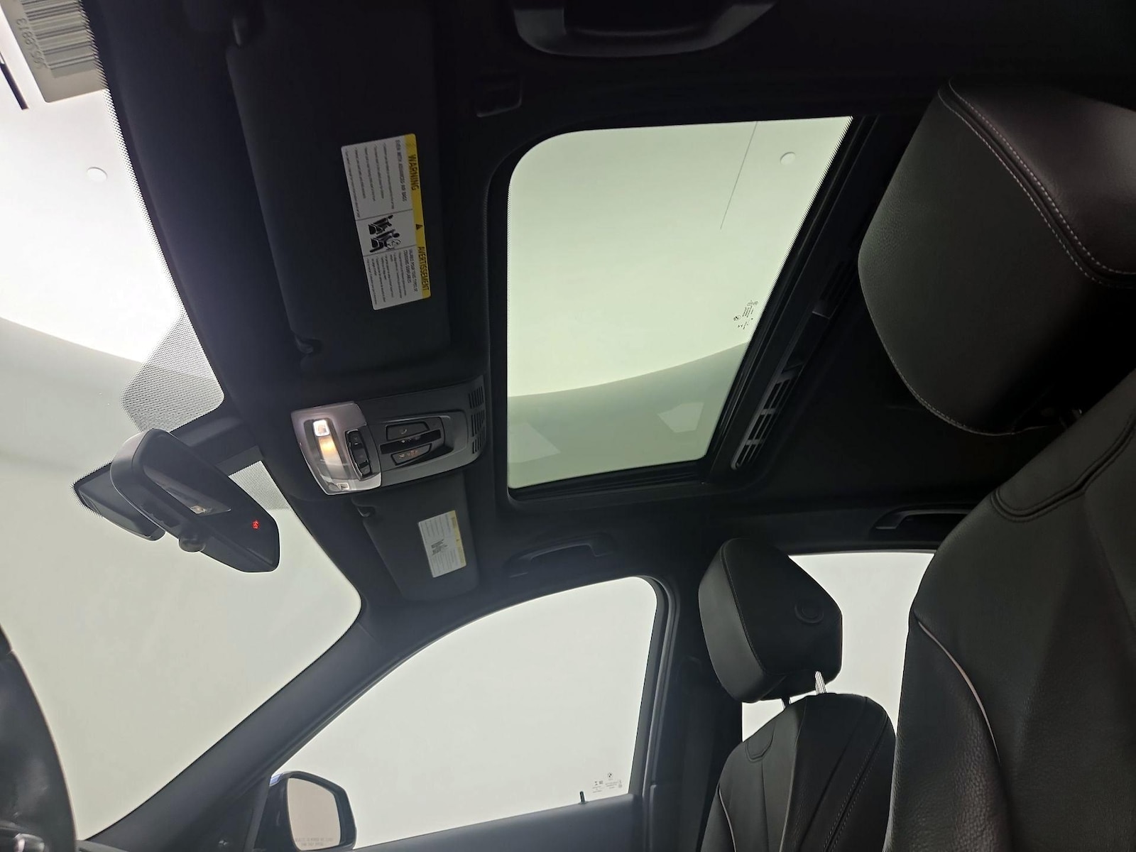 Sunroof(s) & Overhead Airbags