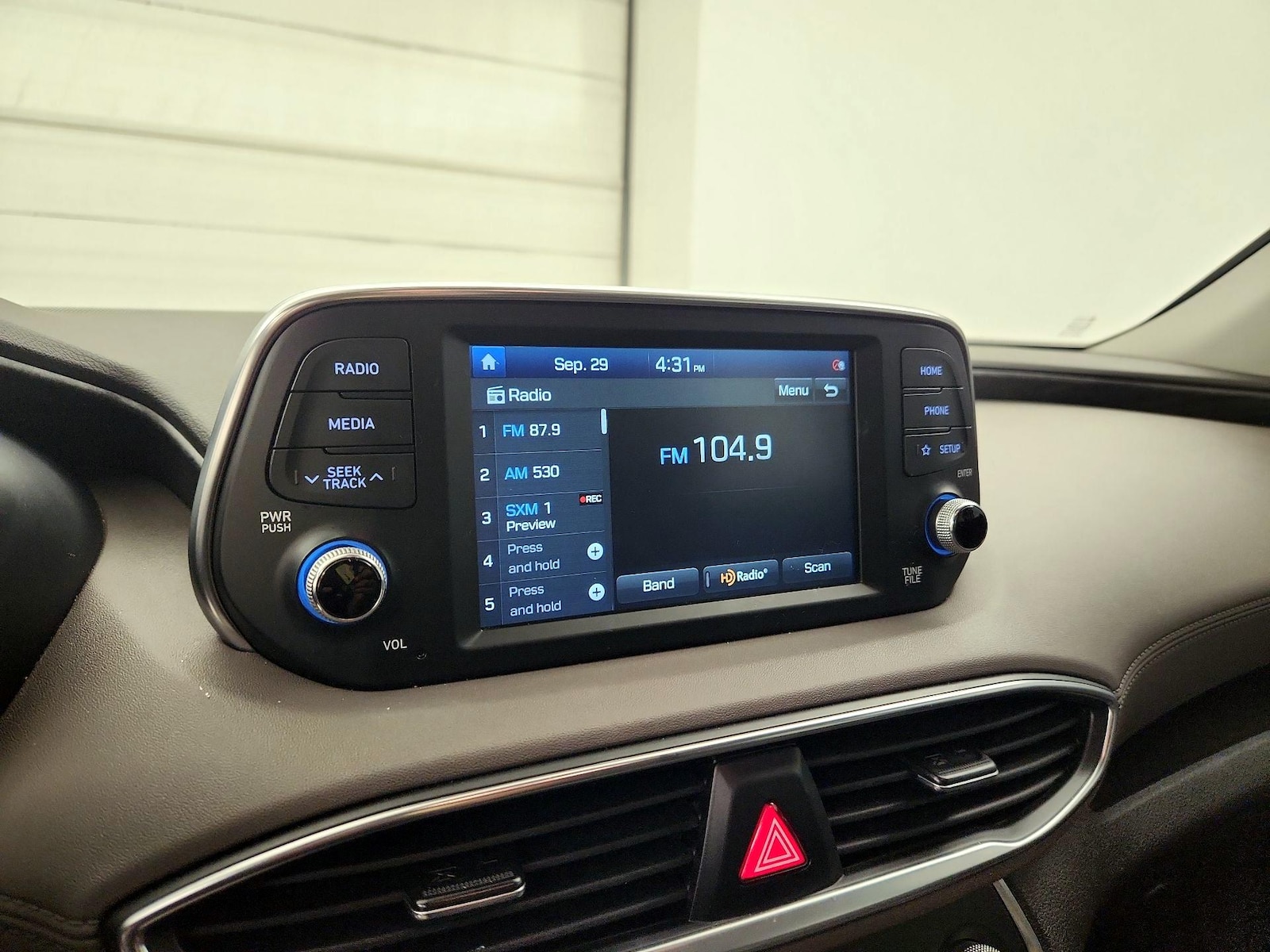 2020 Hyundai Santa Fe SEL - Photo 16