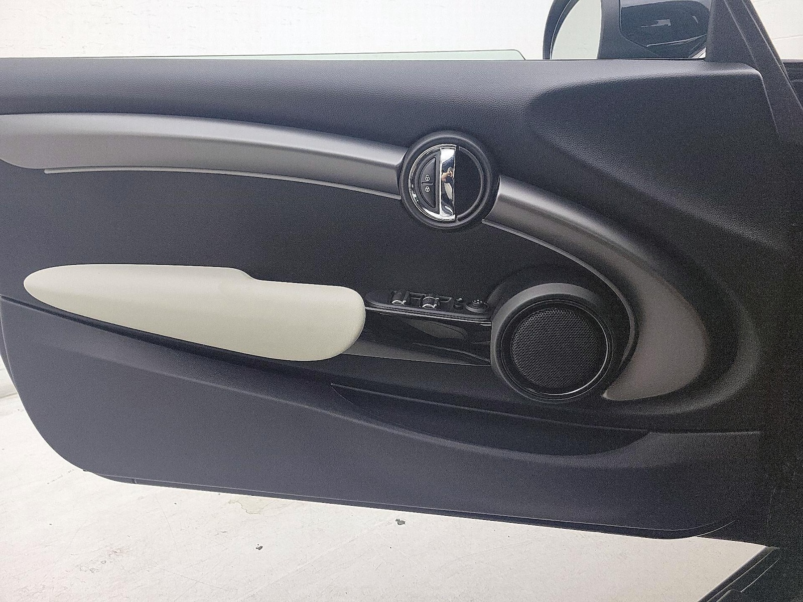 2023 MINI Convertible Base - Photo 13