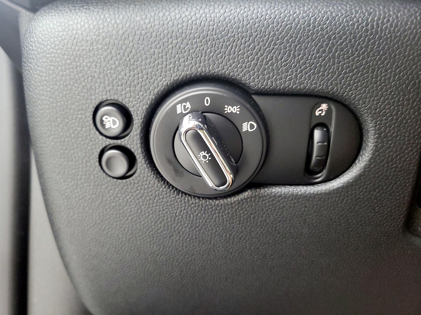 2023 MINI Convertible Base - Photo 14