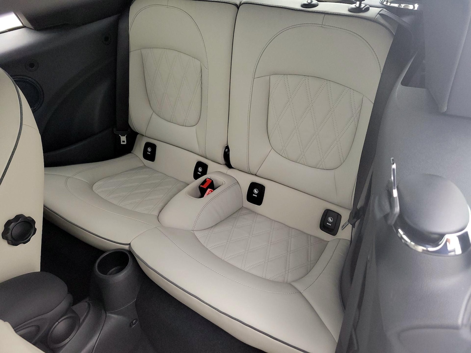 2023 MINI Convertible Base - Photo 20