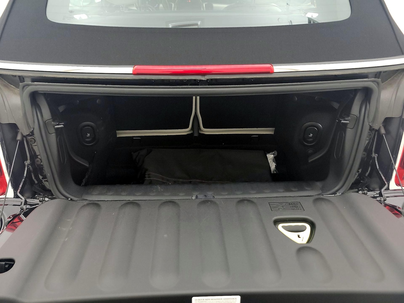 2023 MINI Convertible Base - Photo 21