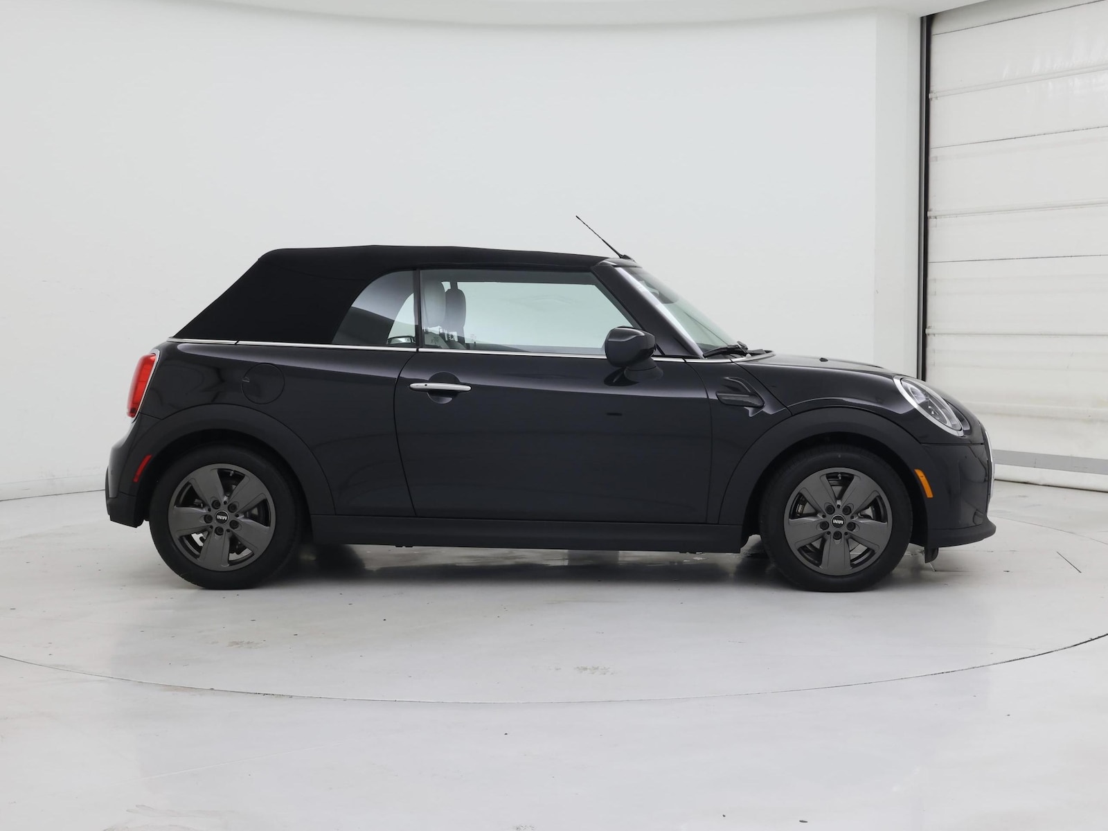 2023 MINI Convertible Base - Photo 8