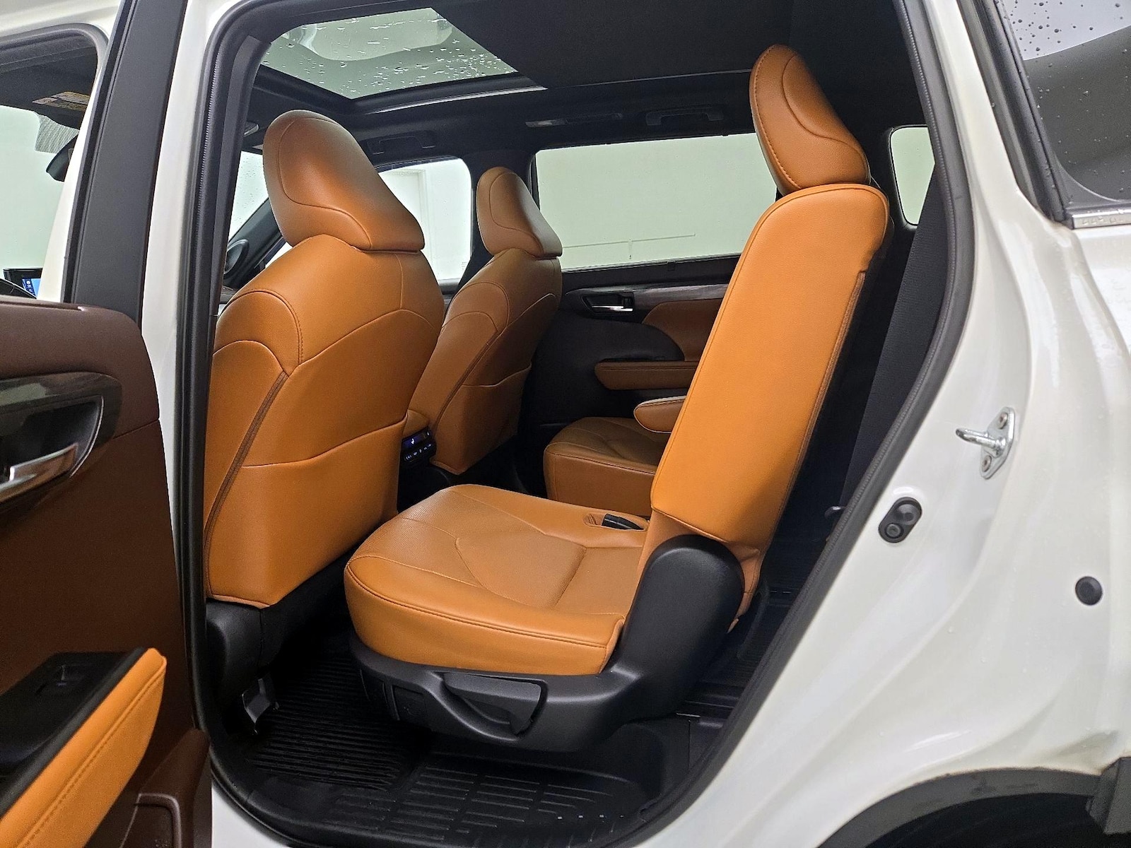 Rear Air Conditioning