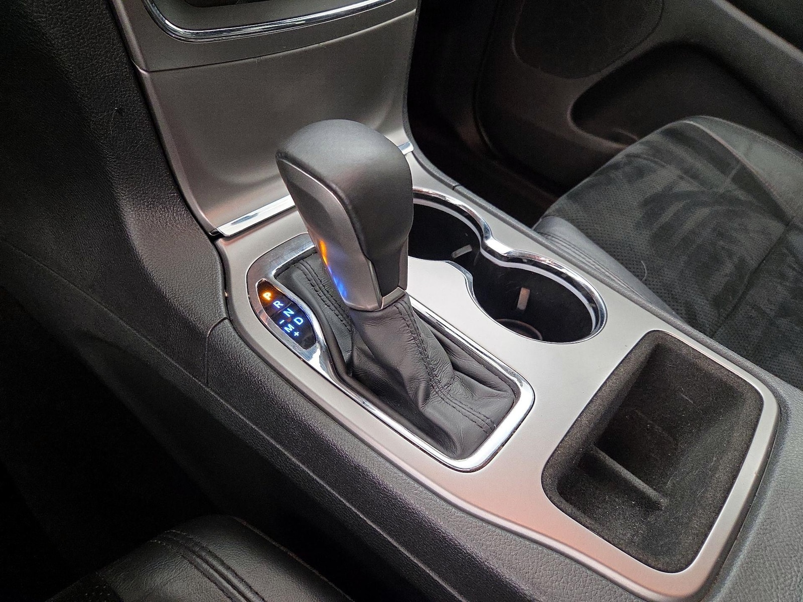 2018 Jeep Grand Cherokee Altitude - Photo 18