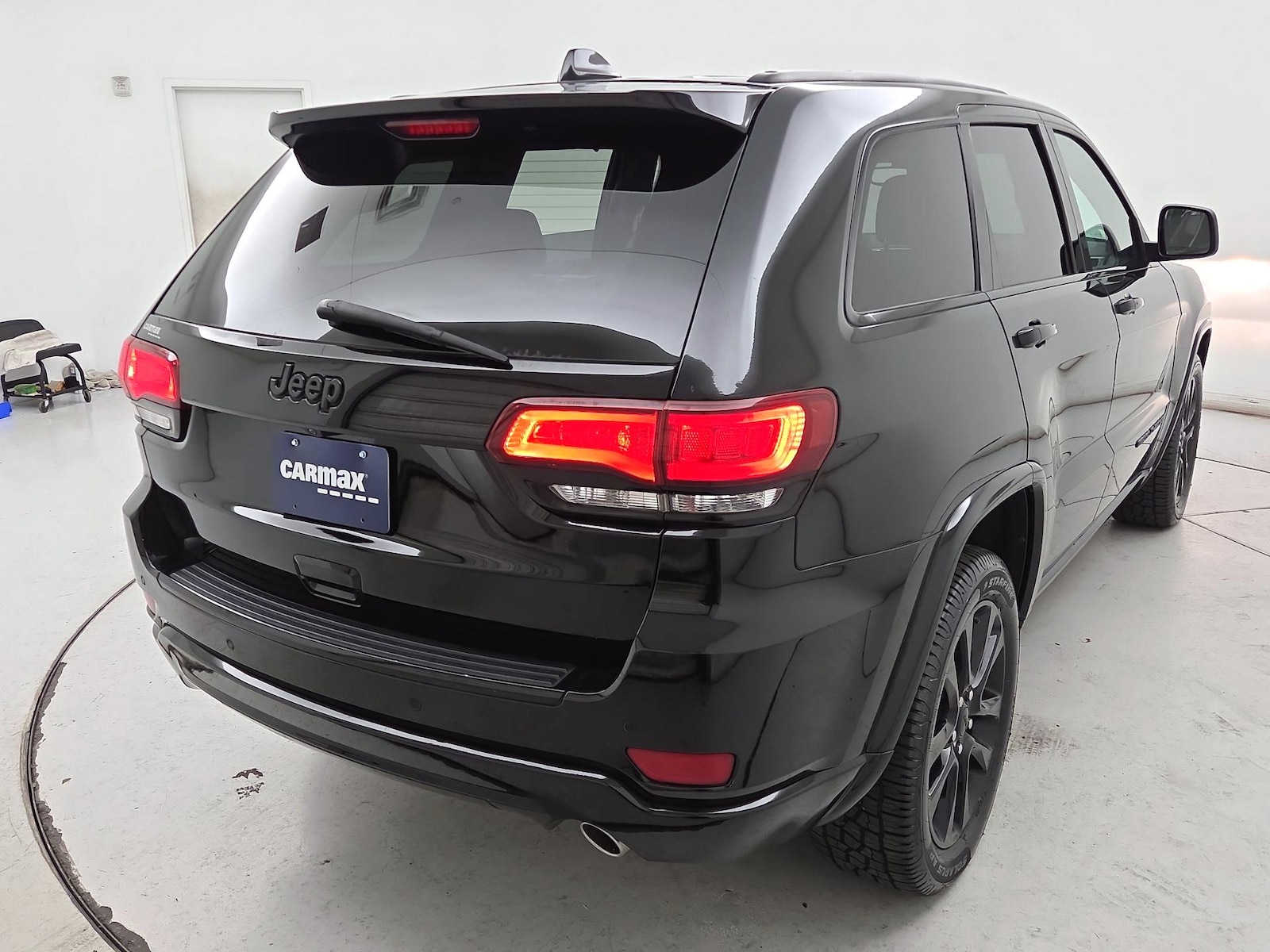 2018 Jeep Grand Cherokee Altitude - Photo 6