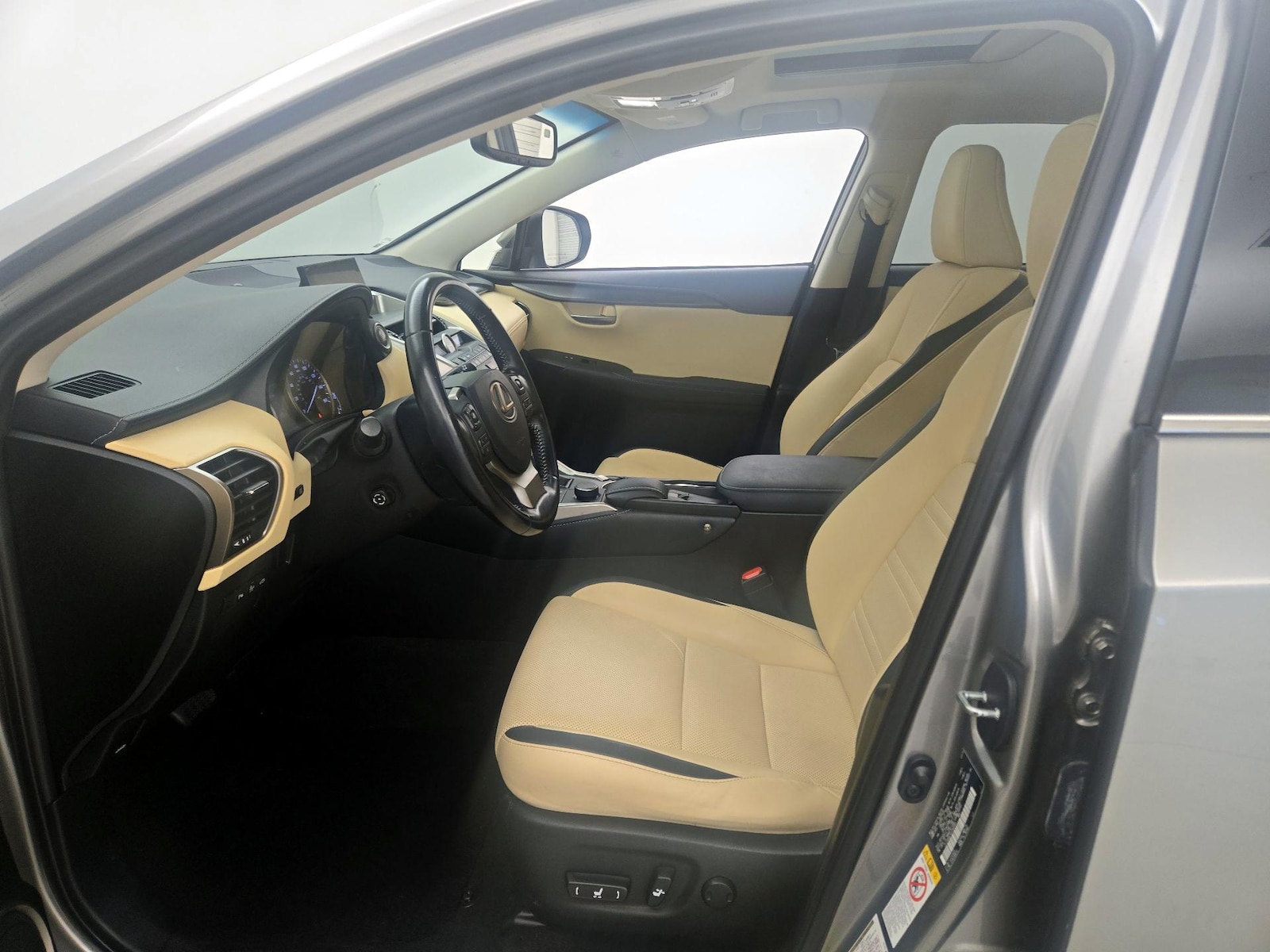 Power Seat(s) & A/C Seat(s)