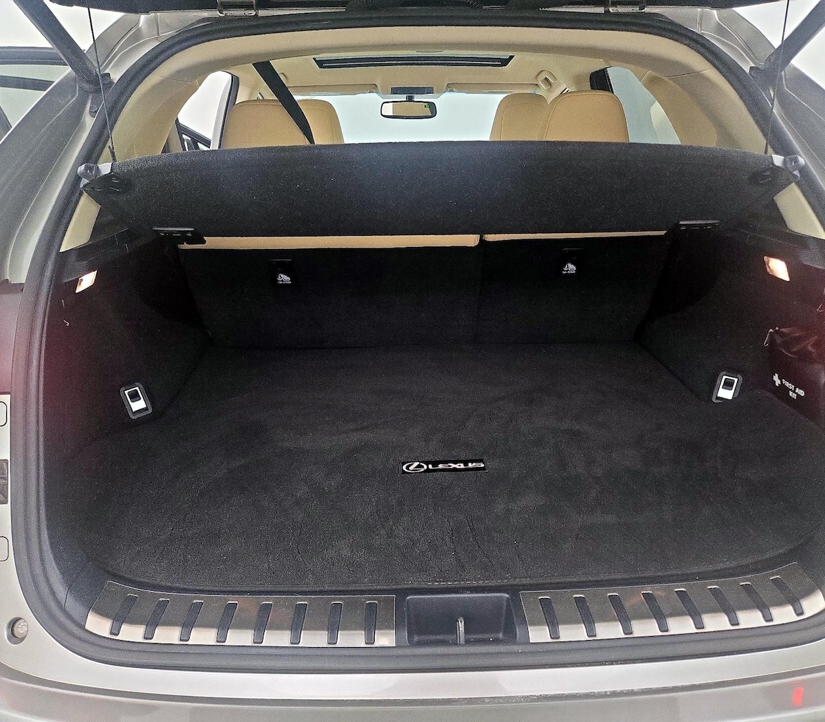 Trunk/Cargo (Seats Up)