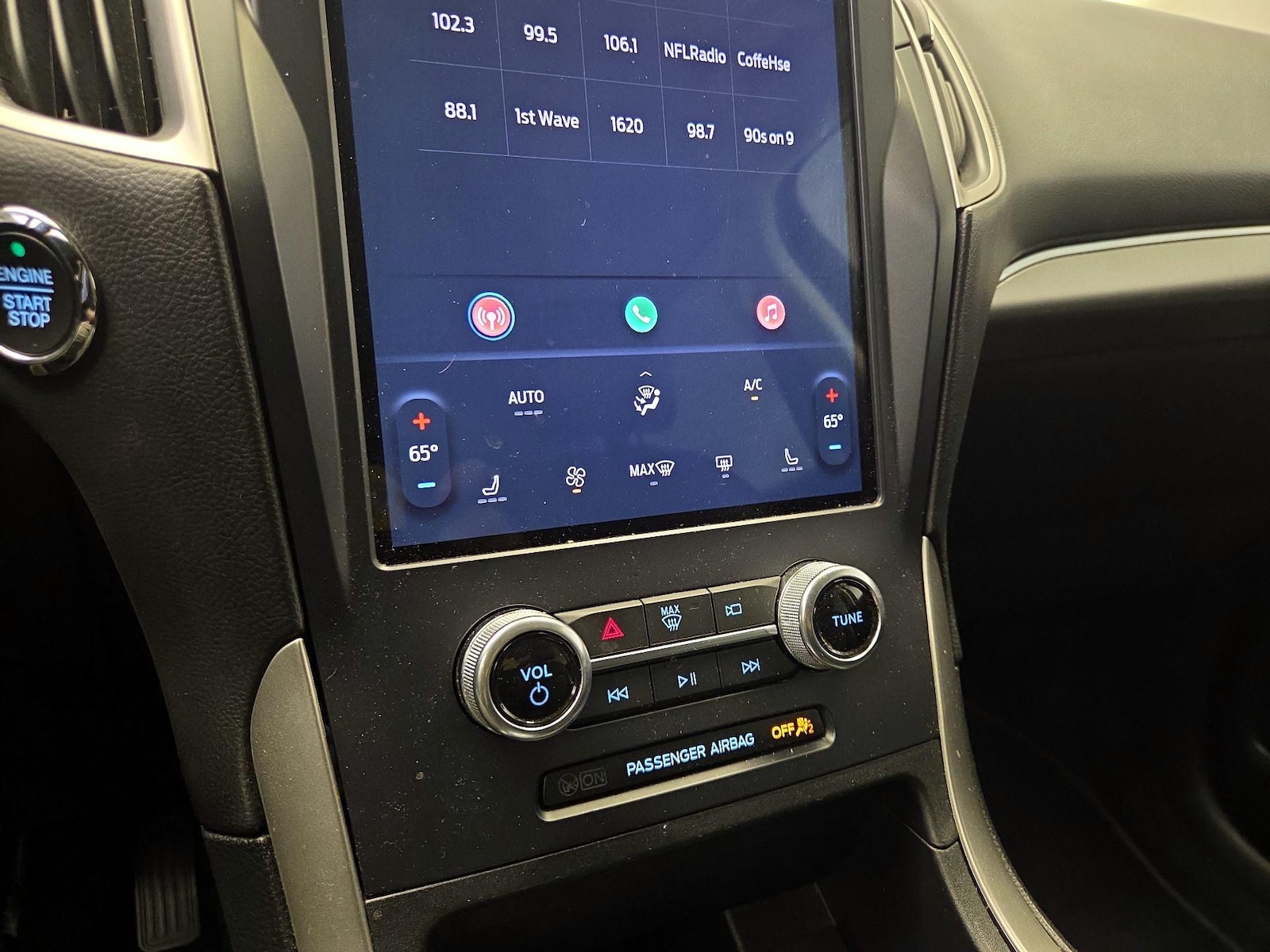 2022 Ford Edge SEL - Photo 17