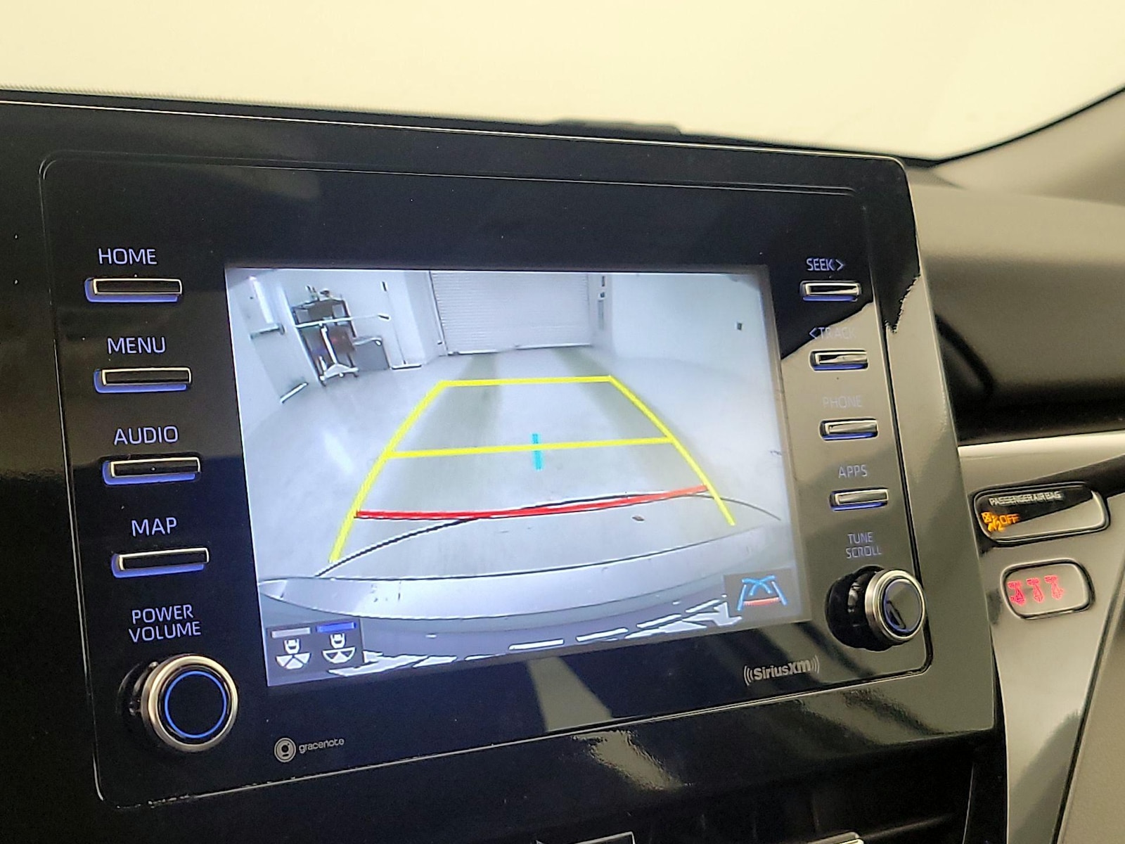 2023 Toyota Camry LE - Photo 15
