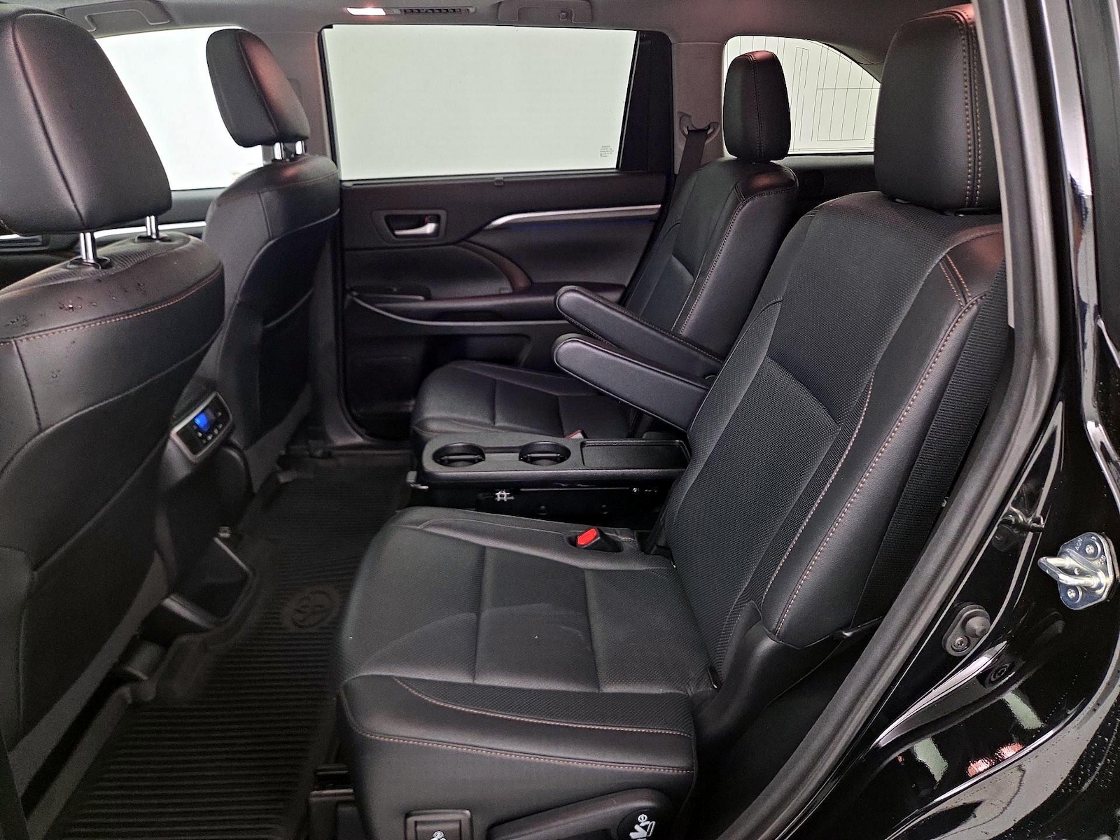 Rear Air Conditioning