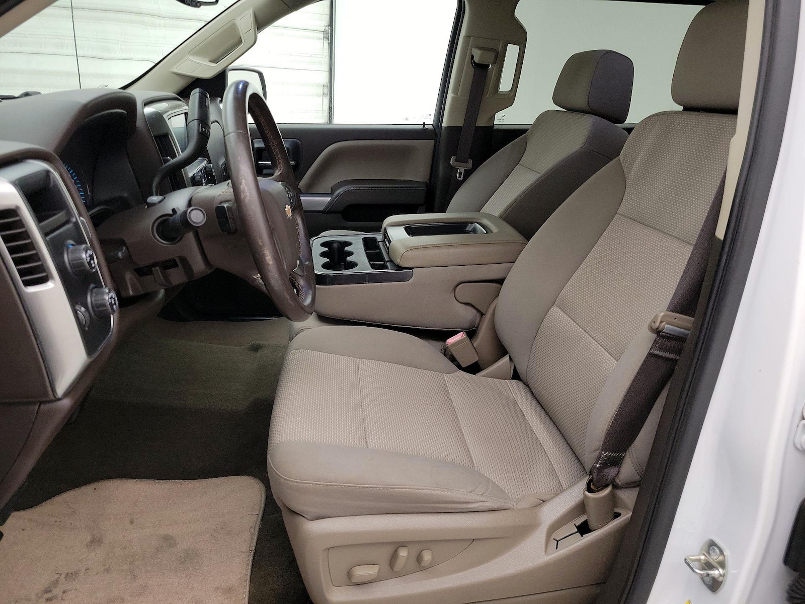 Power Seat(s) & Side Airbags