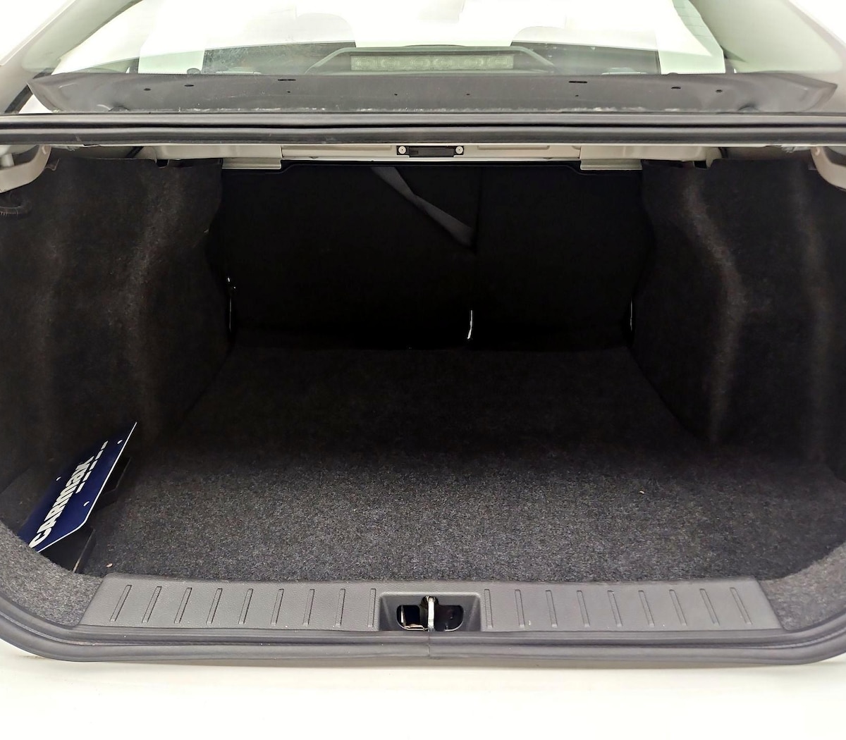 Trunk/Cargo (Seats Up)