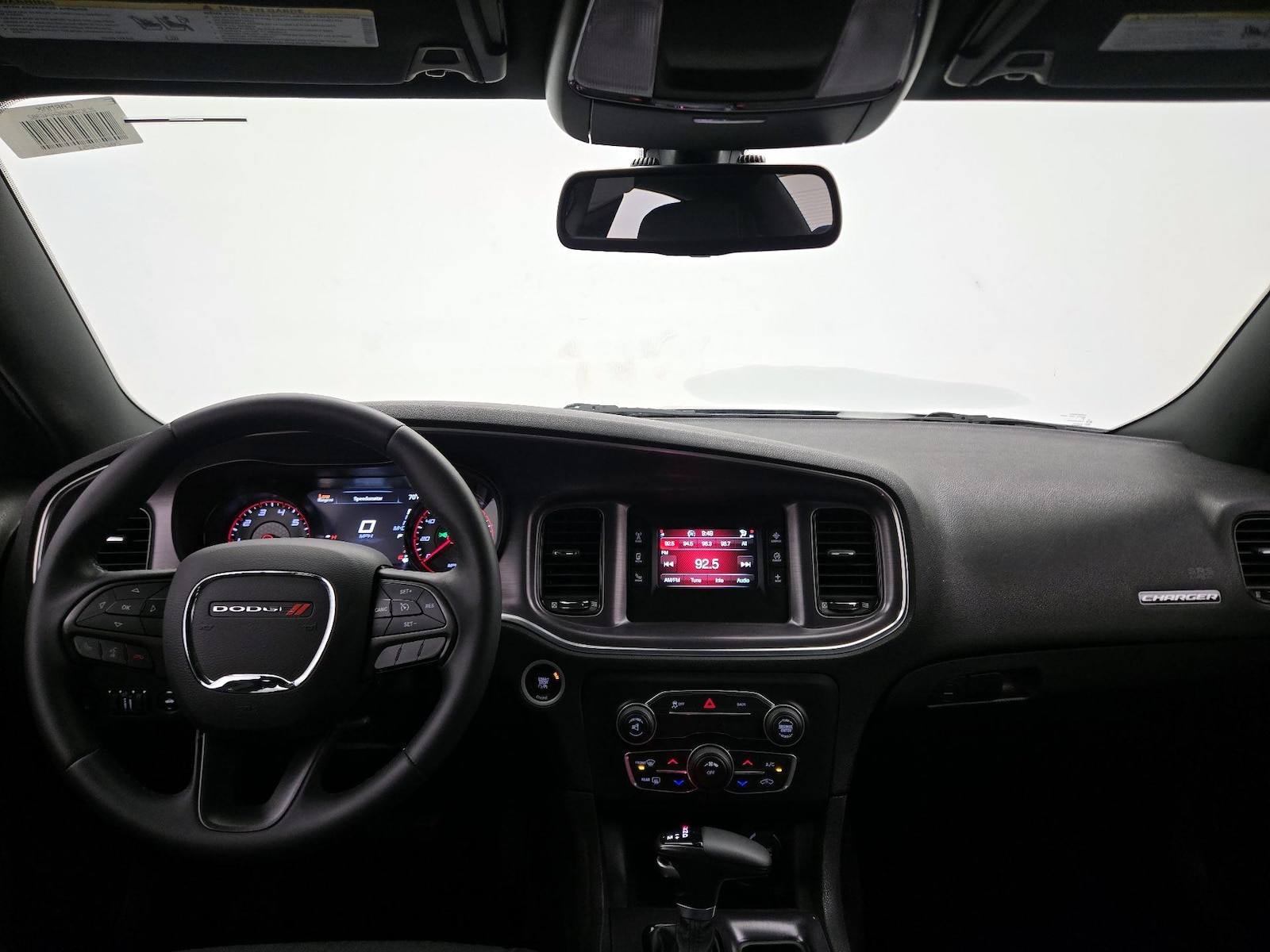 2016 Dodge Charger SE - Photo 10