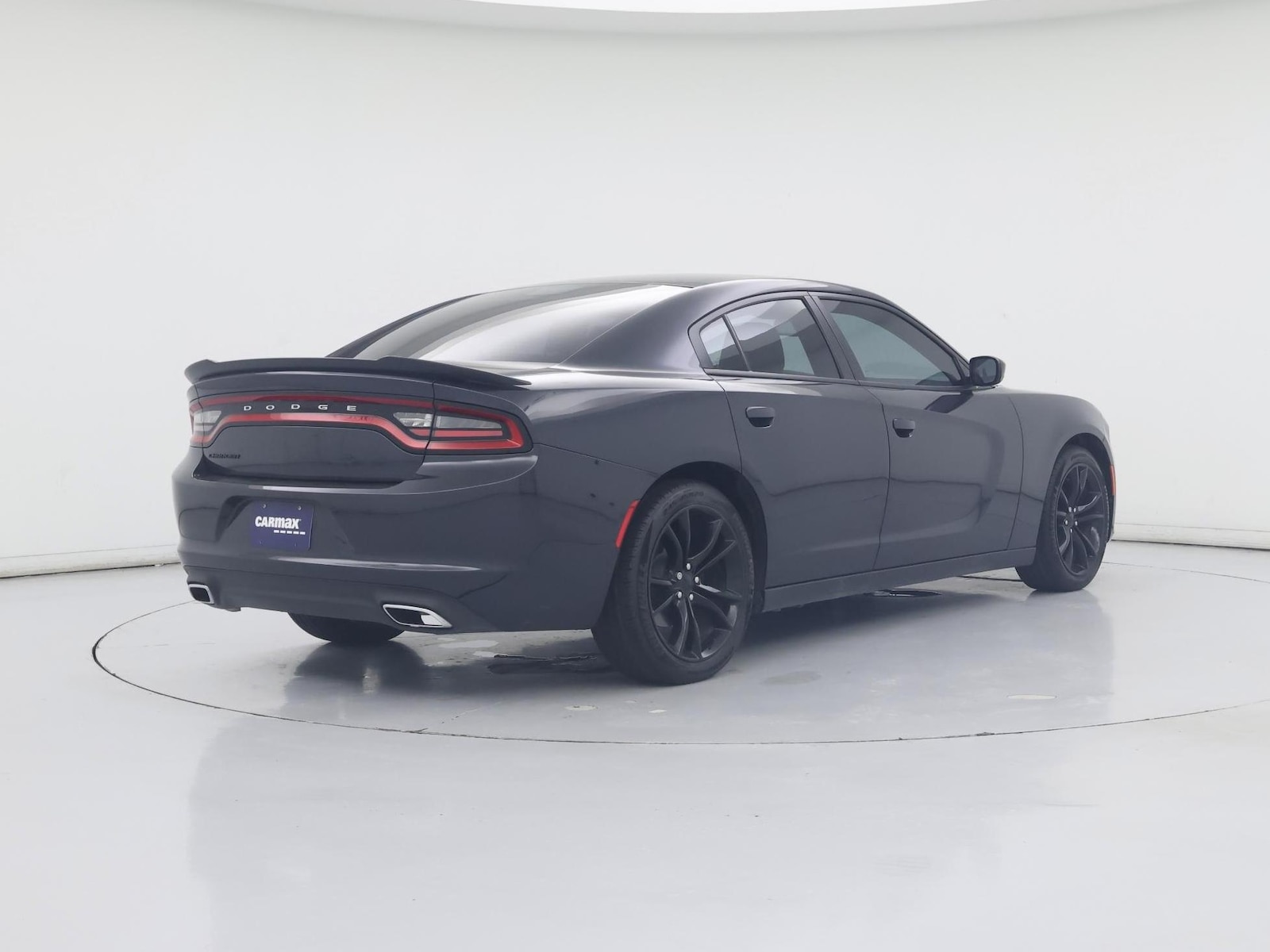 2016 Dodge Charger SE - Photo 9