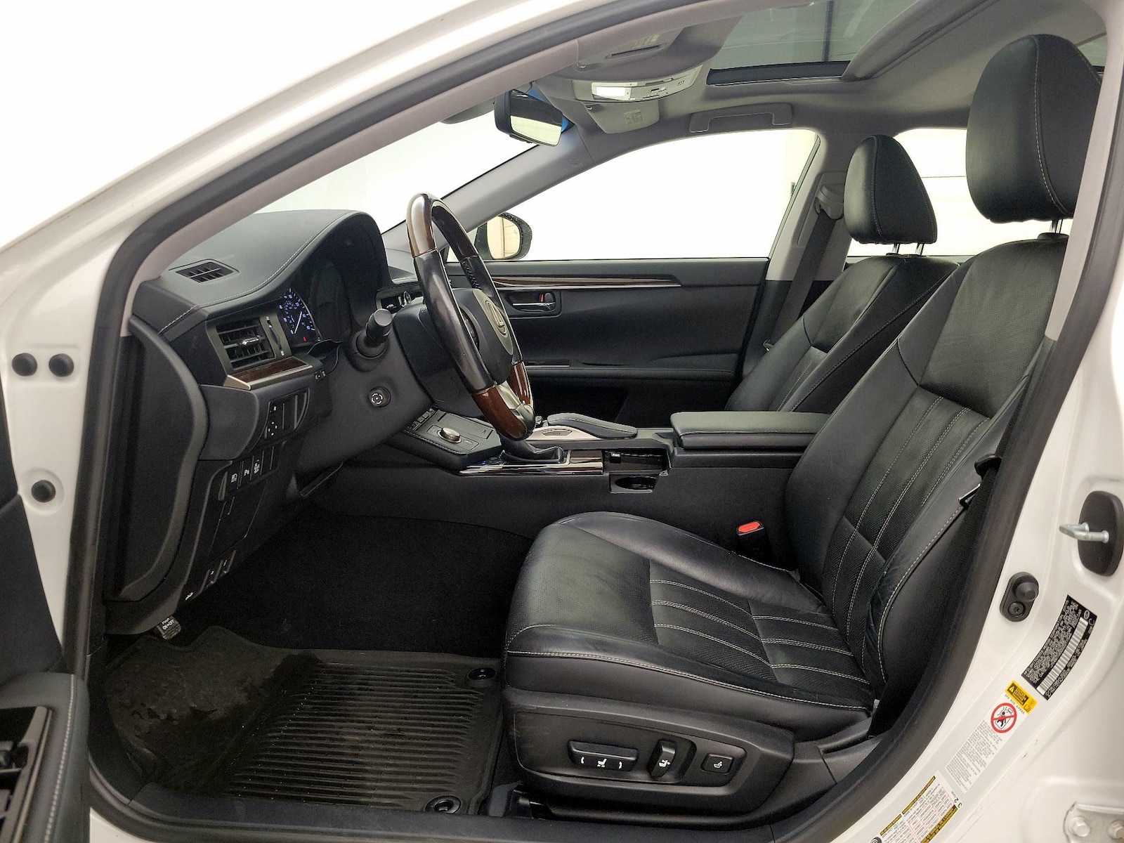 2016 Lexus ES 350 - Photo 12