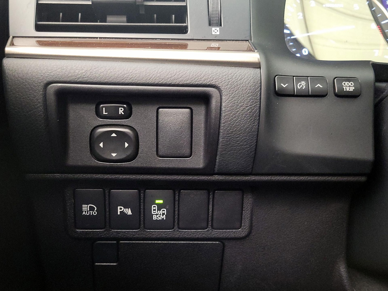 2016 Lexus ES 350 - Photo 14