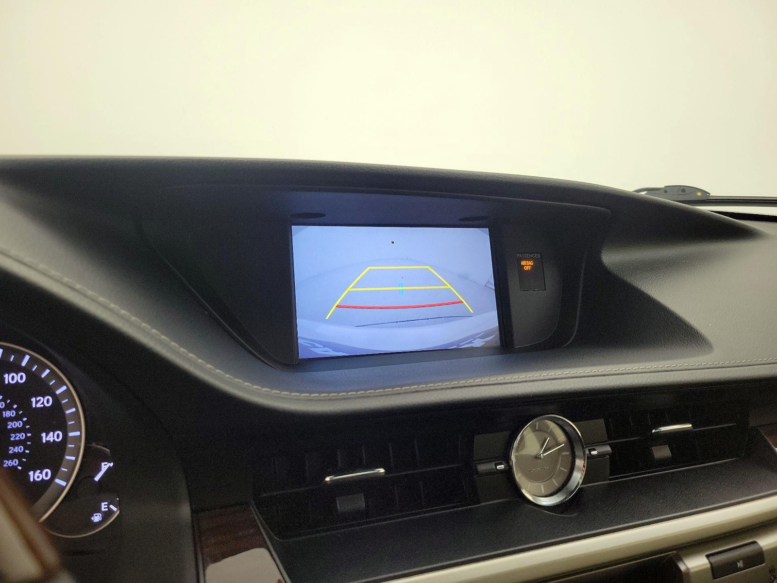 2016 Lexus ES 350 - Photo 16