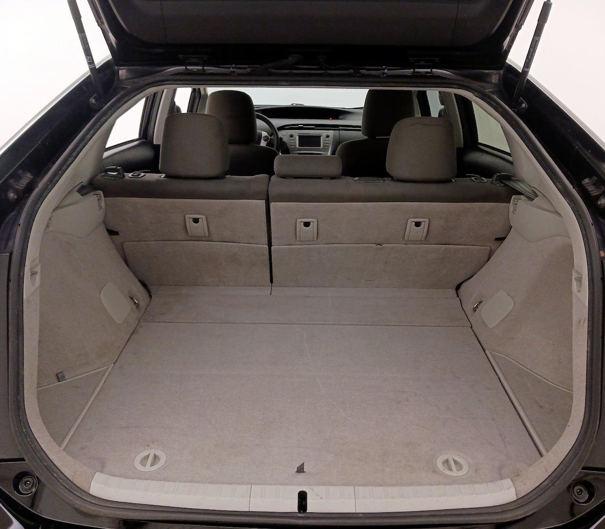 Trunk/Cargo (Seats Up)