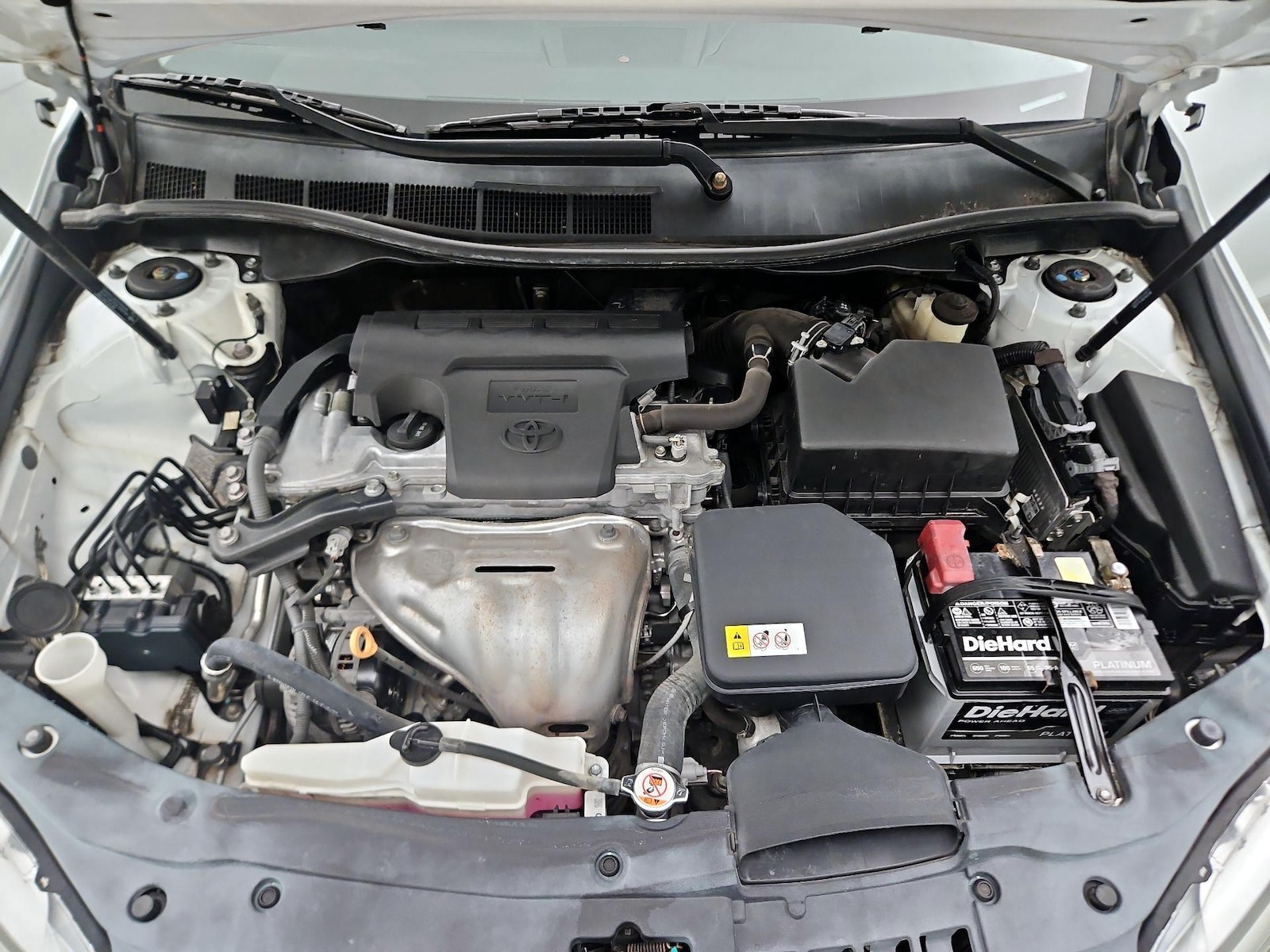 2017 Toyota Camry SE - Photo 20