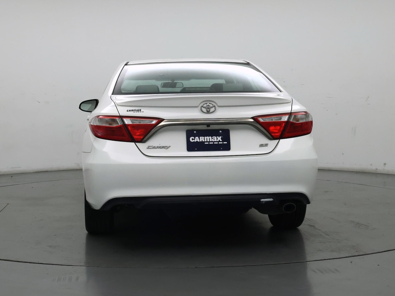 2017 Toyota Camry SE - Photo 7