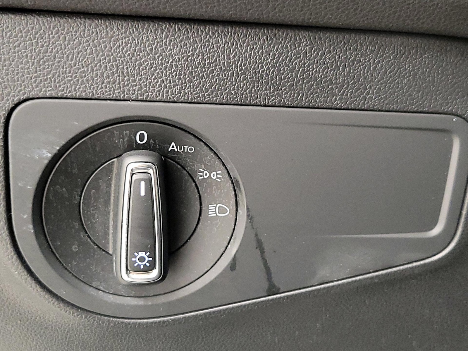 2019 Volkswagen Tiguan SE - Photo 14