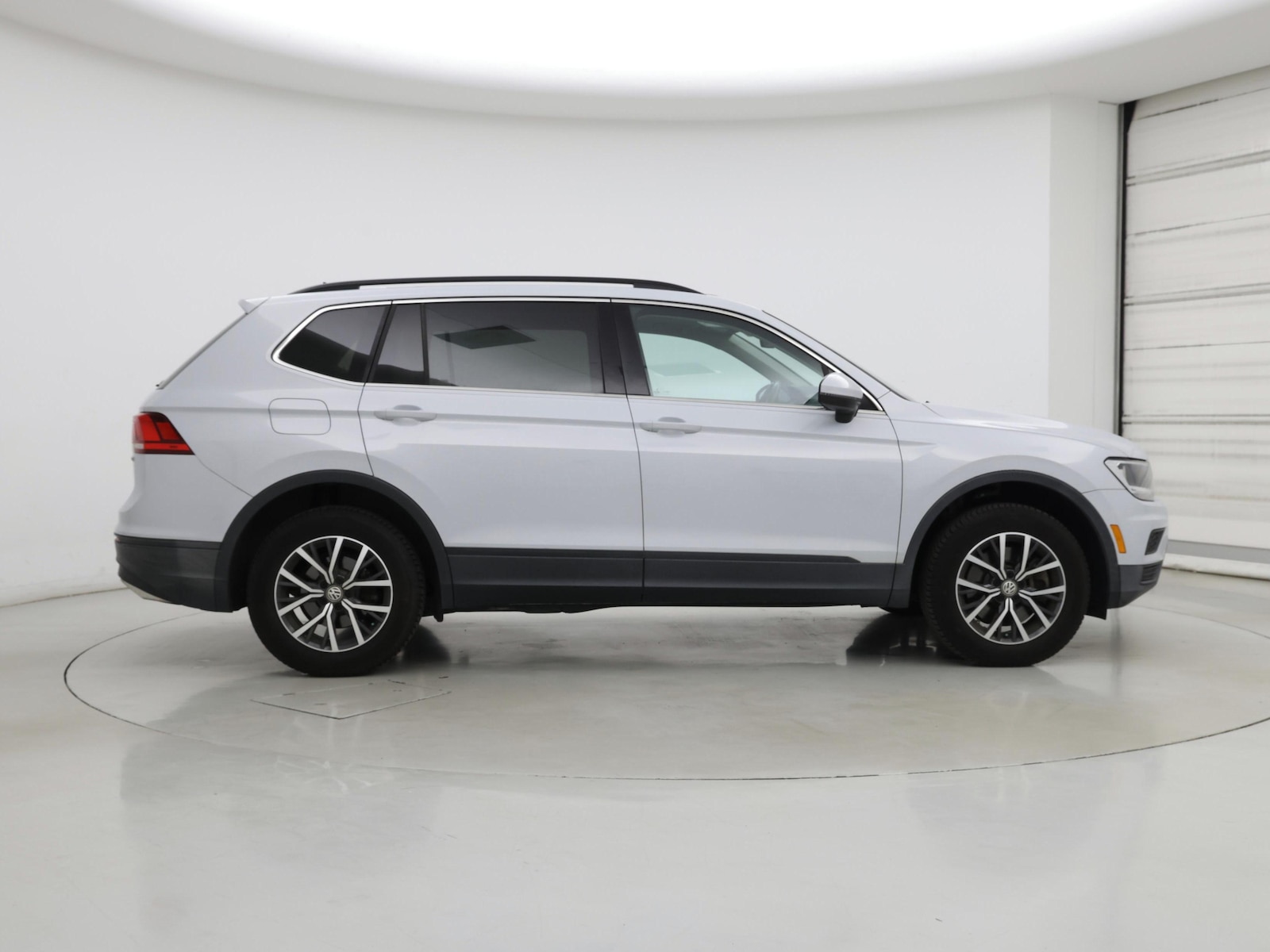 2019 Volkswagen Tiguan SE - Photo 8
