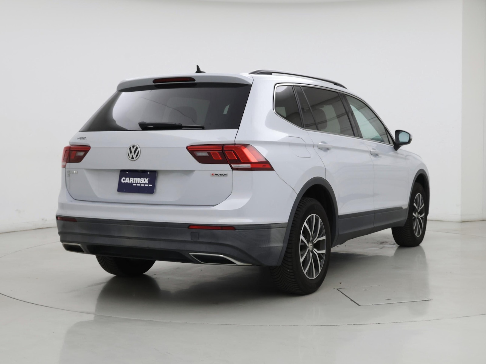 2019 Volkswagen Tiguan SE - Photo 9