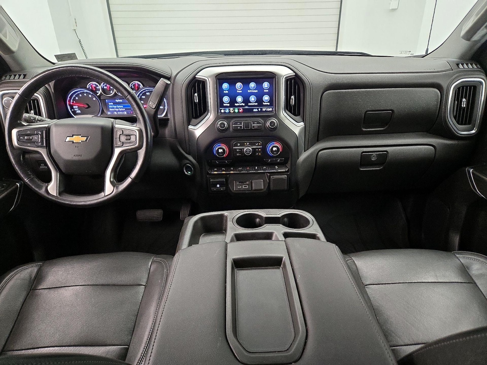 Apple CarPlay® & Android Auto™