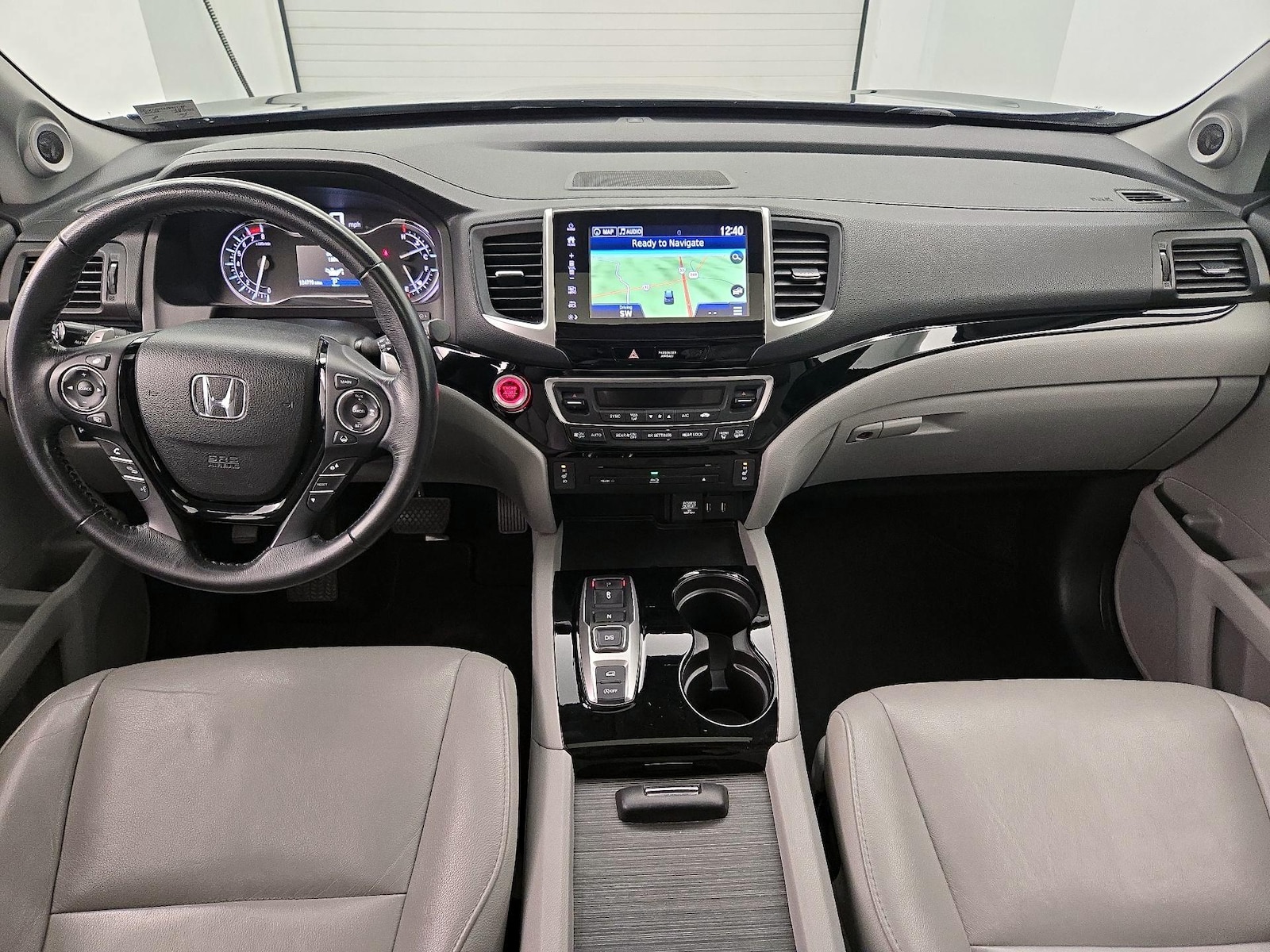 Apple CarPlay® & Android Auto™
