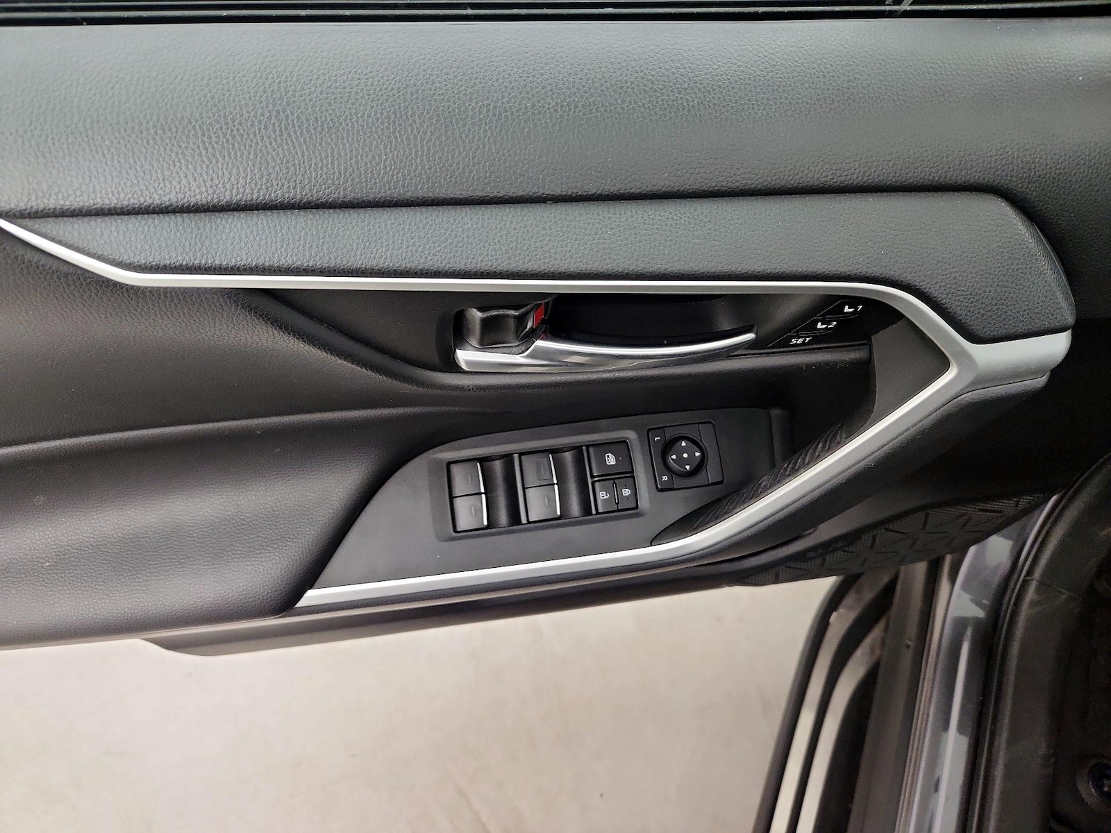 2023 Toyota RAV4 XLE Premium - Photo 11