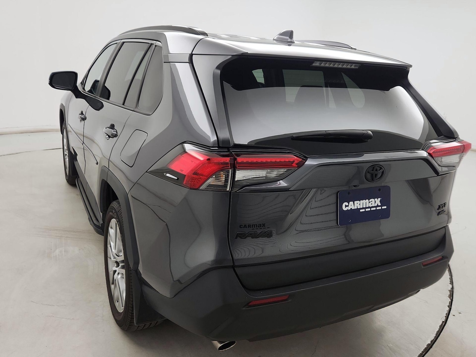 2023 Toyota RAV4 XLE Premium - Photo 7