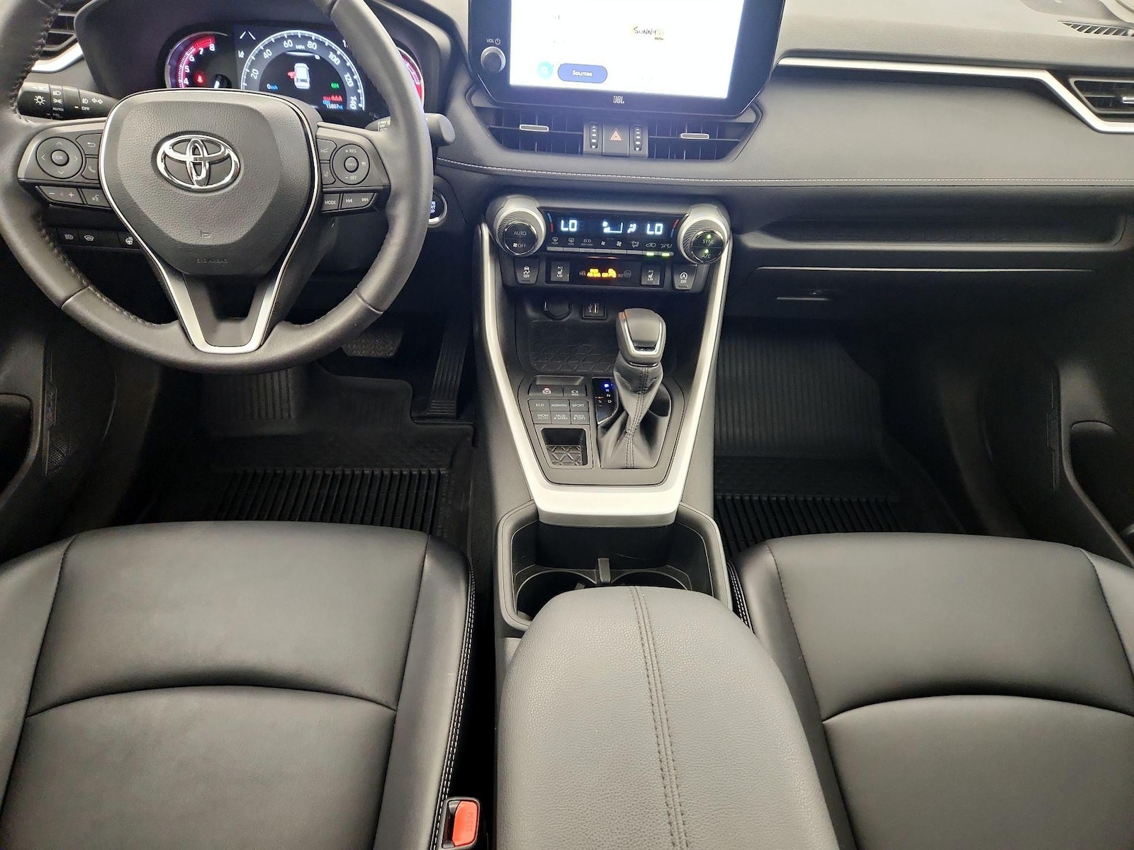2023 Toyota RAV4 XLE Premium - Photo 8