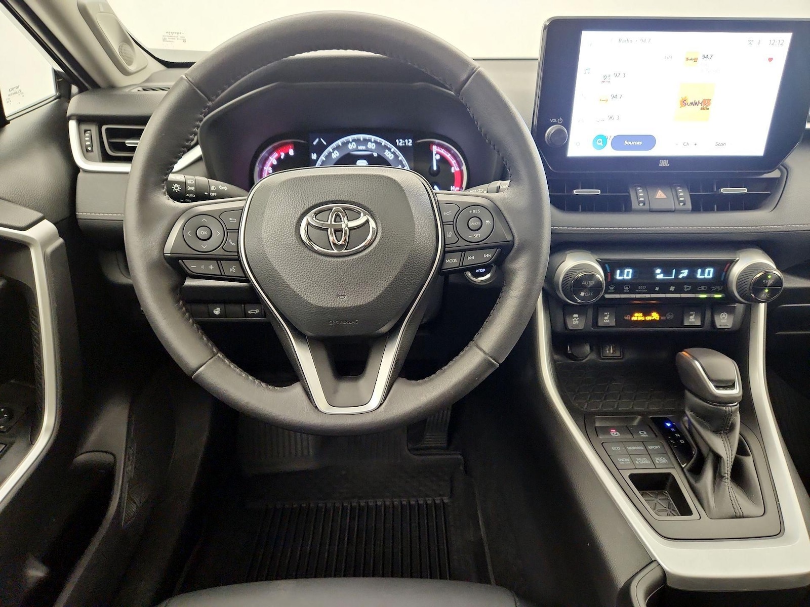 2023 Toyota RAV4 XLE Premium - Photo 9