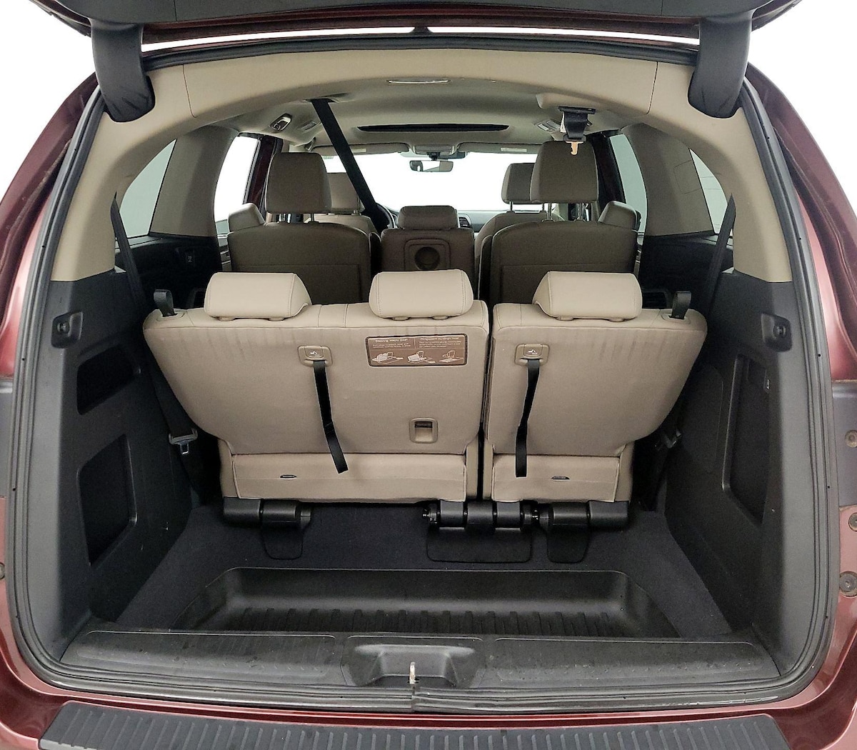 Trunk/Cargo (Seats Up)