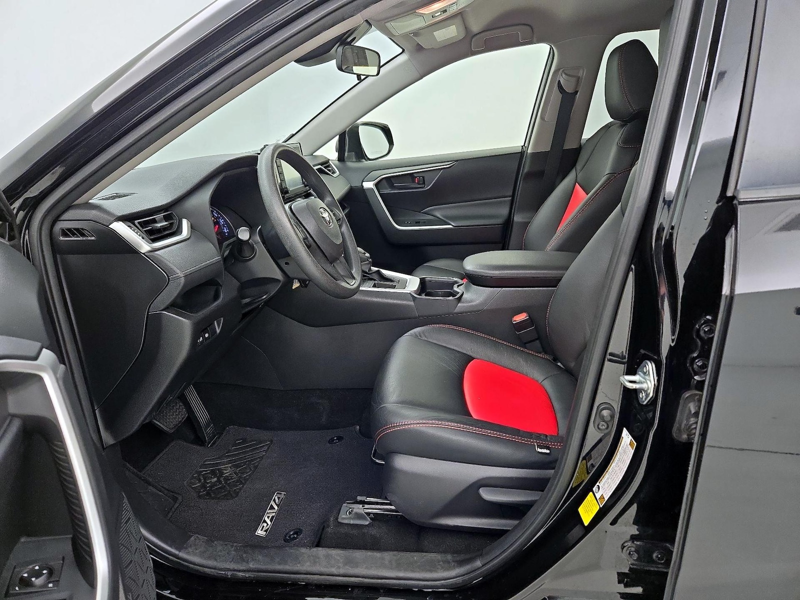 Leather Seats & Side Airbags