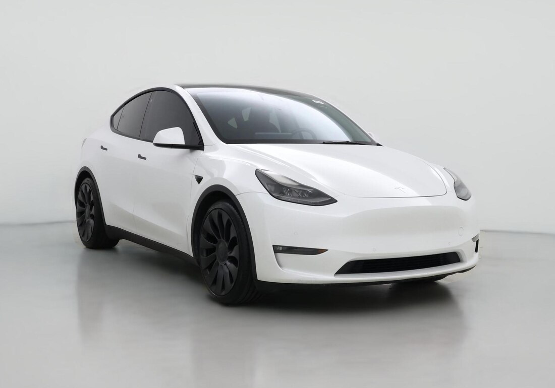 2021 Tesla Model Y Performance All-Wheel Drive in White — CarMax photo